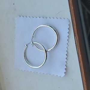 925 Sterling hoop earrings